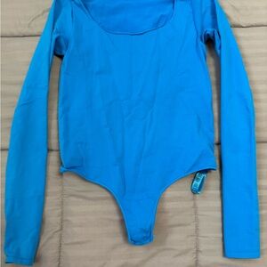 SKIMS Fits Everyone Long Sleeve Square Neck Bodysuit XXS/XS Mykonos Blue
